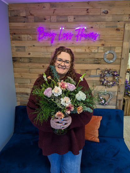 How to Arrange Flowers in a Vase - Monday 15th June 6.30pm - 8.30pm