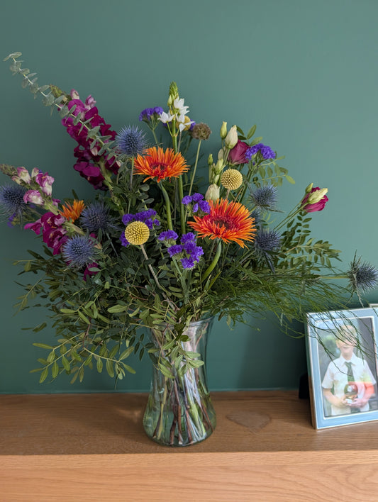 How to Arrange Flowers in a Vase - 29th July 6.30pm - 8.30pm